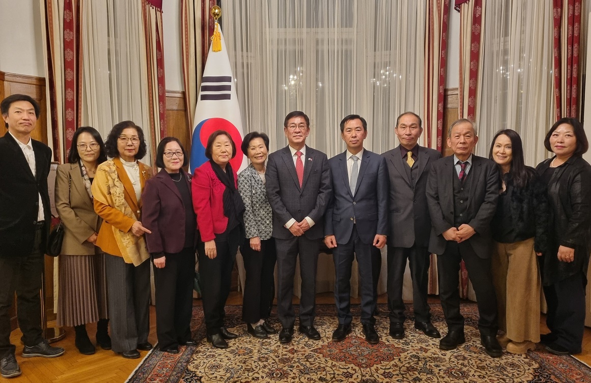 함상욱 대사, 오스트리아 주요 동포단체장 초청 간담회 개최